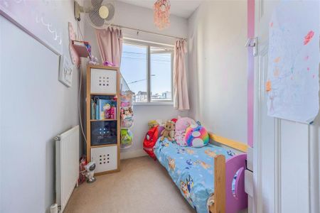 4 bedroom terraced house to rent - Photo 5