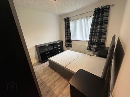 2 Copperwood Crescent, Carrickfergus, BT38 9EZ - Photo 3