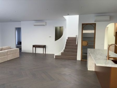 Step into luxury & sophistication at Banks. - Photo 3