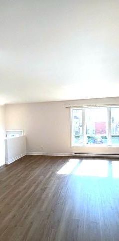 Laval_secteur Pont-Viau_Grand 4 1/2 - Photo 1