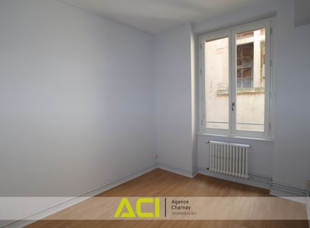 Location Appartement 3 pièces 54m² MACON 71000 - Photo 3