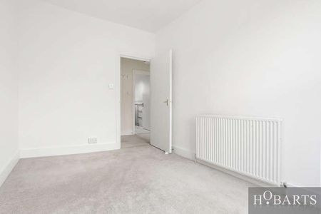 London, N19 - Photo 4