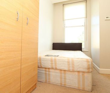 Room in a Shared Flat, Birchfield Street, E14 - Photo 4