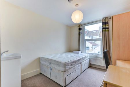 6 bedroom house to rent - Photo 4