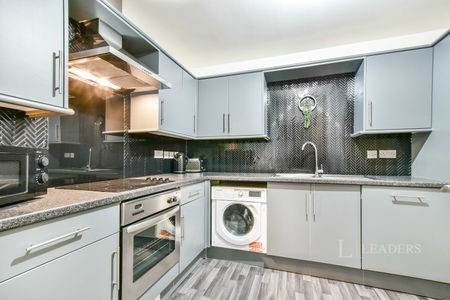 2 bedroom apartment to rent Fitzwilliam Court, 19-21 Anson Road, Manchester, M14 - Photo 4
