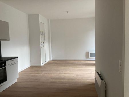 location Appartement T3 DE 58.46m² À RENNES - Photo 2