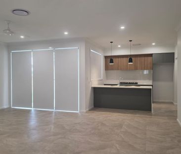 Brand New 4-Bedroom Home in Family-Friendly Estate – Crangan Bay - Photo 3