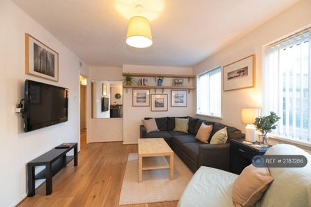 1 bedroom flat to rent - Photo 2