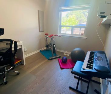 For Lease - 1601 Sandgate Crescent Unit# Main, Mississauga, Ontario - Photo 2