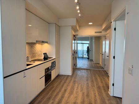 For Lease - 8 Interchange Way Unit# 4708, Vaughan, Ontario - Photo 4