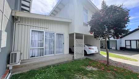 Greenmeadows, 2 bedrooms, 2 Storey - Photo 4