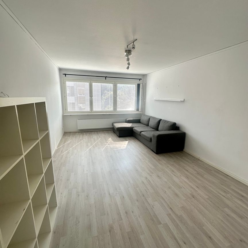 Lomvägen, Sollentuna - Foto 1