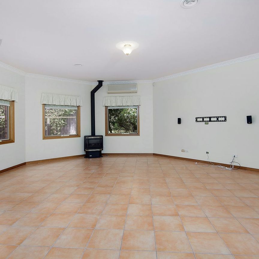 IMPRESSIVE ILLAWONG - Photo 1