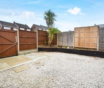 3 bedroom semi-detached house to rent - Photo 3