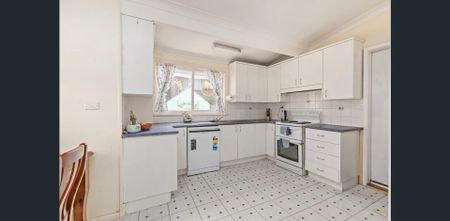 Property in Picton! - Photo 5