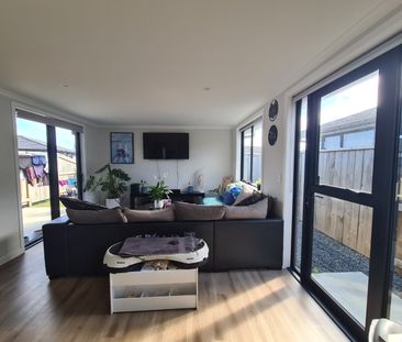 Near New on Nursery - Papamoa - Photo 5