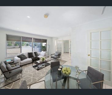 Large home close to the Central Maddington Shopping Centre. - Photo 4
