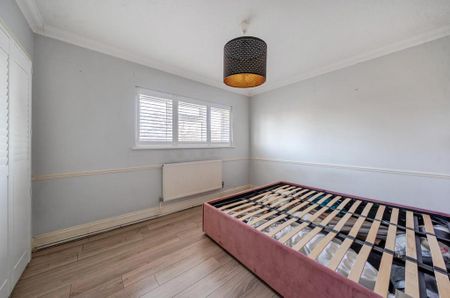 3 bedroom terraced house to rent - Photo 3