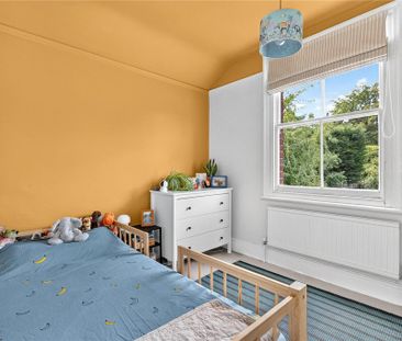 4 bedroom semi-detached house to rent - Photo 5