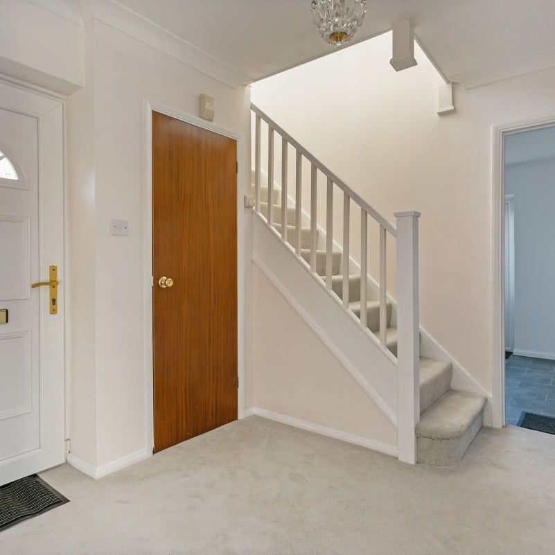 4 bedroom detached house to rent - Photo 1