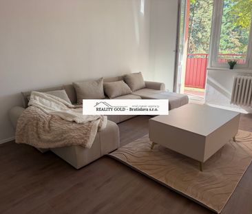 NA PRENÁJOM 2-IZBOVÝ BYT, METEOROVÁ UL., BRATISLAVA – 55 m², VEĽKÁ ... - Photo 2