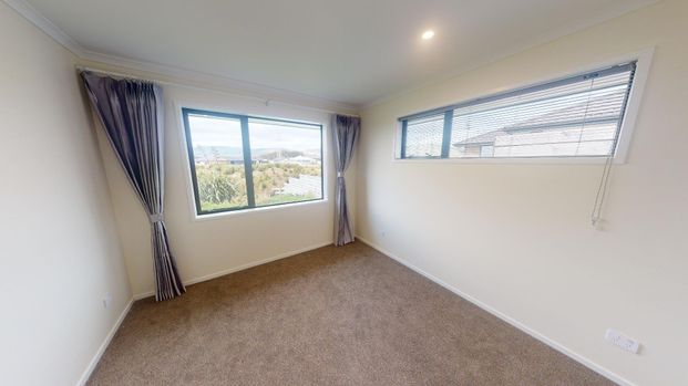 Fitzherbert - 4 Bedrooms - Photo 1