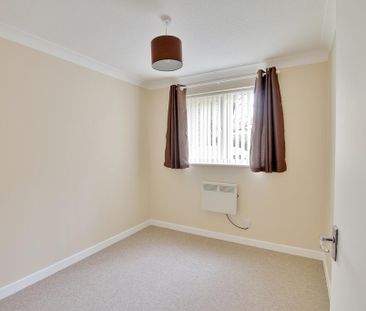 1 bedroom ground floor flat to rent - Photo 3