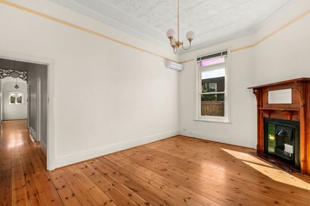 13 Hoddle Street, Elsternwick VIC 3185 - House For Rent | Domain - Photo 5