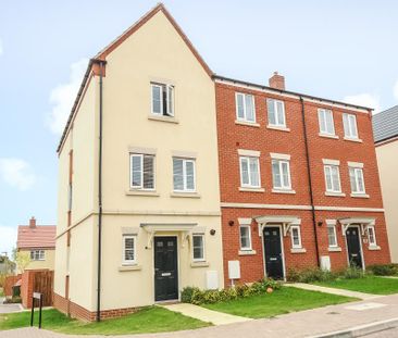 3 bedroom end of terrace house to rent - Photo 2
