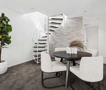 Executive Furnished Residence with Unparalleled Rooftop Terrace and... - Photo 2