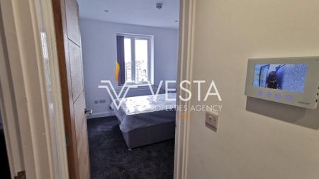 Flat 3, Ansty Road, Coventry - Photo 2