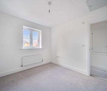 2 bedroom semi-detached house to rent - Photo 6