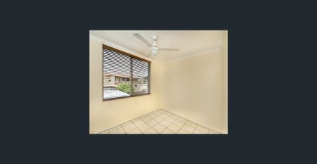 Two-Bedroom Apartment in a Fantastic Location – Walk to the Beach! - Photo 5