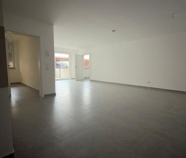 Große 2-Raumwohnung mit zusätzlichen Abstellräumen und Terrasse - Foto 1