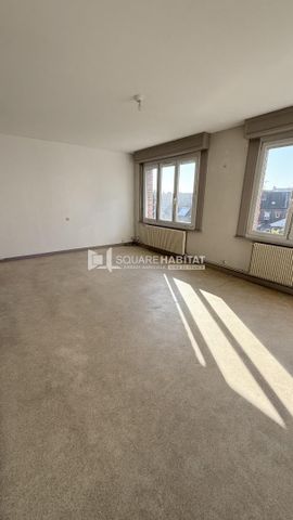 Location Appartement 4 pièces 79m² LENS 62300 - Photo 3