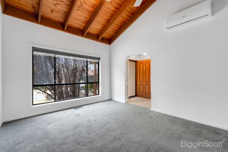 Two Bedroom Villa Unit in Charming Village Setting - Photo 4