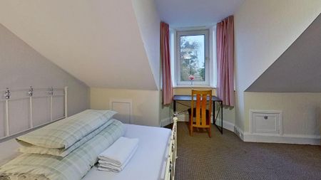 5 bedroom flat to rent - Photo 5