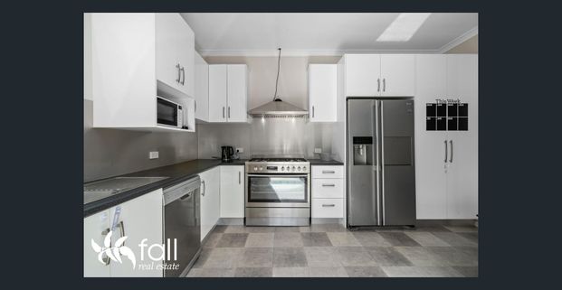 Family-Friendly Home in the Heart of Moonah - Photo 1