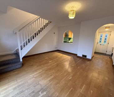 2 bedroom terraced house to rent - Photo 2