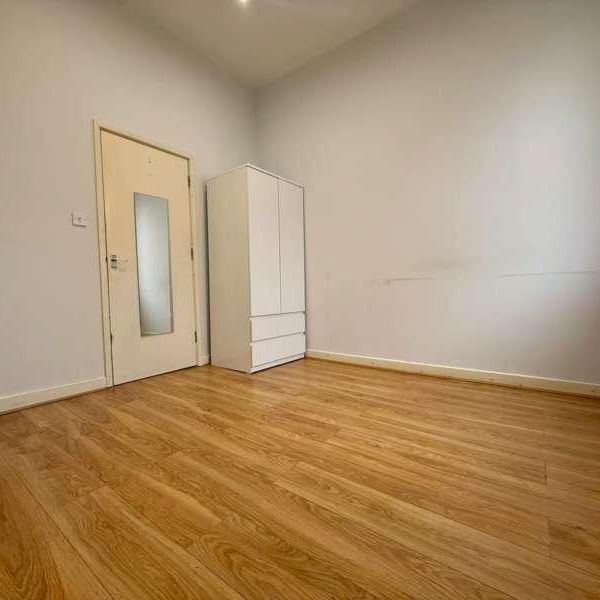 Flat B, Hazelwell Street, Birmingham, B30 - Photo 1