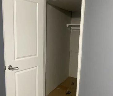 For Lease - 48 Yarmouth Street, Brampton, Ontario - Photo 6