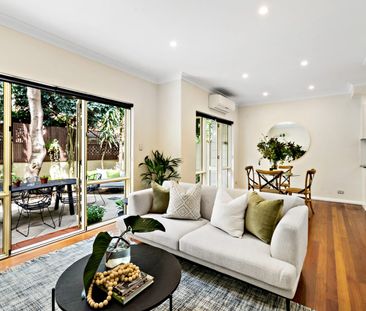 TRANQUIL TOWNHOUSE WITH CHIC RENOVATION & SUNNY COURTYARD - 140SQM ... - Photo 2