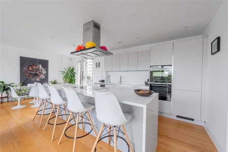 3 bedroom penthouse to rent - Photo 5