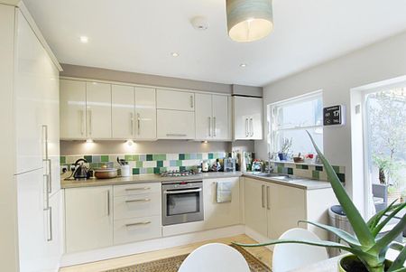 2 bedroom townhouse to rent - Photo 5