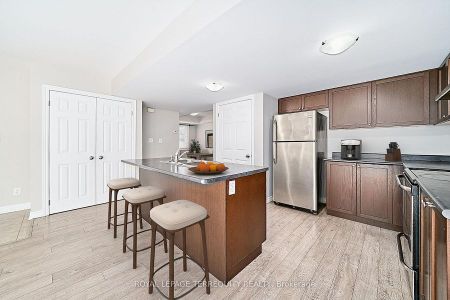 For Lease - 140 Mary Street, Oshawa, Ontario - Photo 2