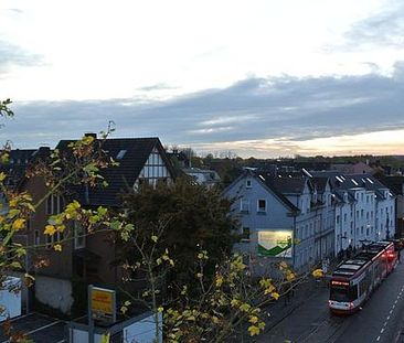 Helle Dachgeschosswohnung mit Balkon, ca. 62,41 m² in Dortmund-Mart... - Photo 1