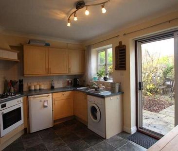West End, Woking, GU24 - Photo 3