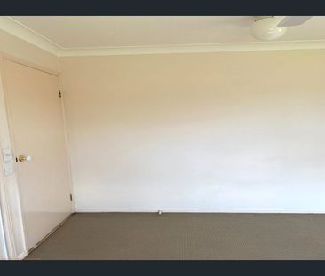 4 Merlin Place, Ormeau, Qld 4208 - Photo 2
