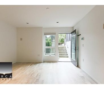 2912-2 Trinity Street, Vancouver - Photo 2