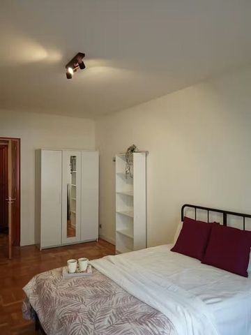 Calle de Orense, Madrid, Community of Madrid 28020 - Foto 2